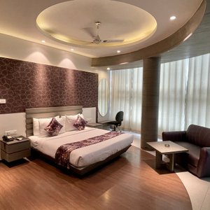 Suite Room 