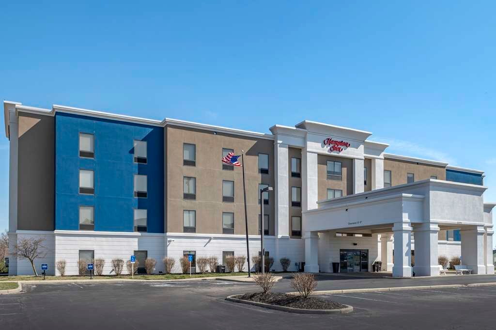 HAMPTON INN GREENFIELD - Hotel Reviews, Photos, Rate Comparison ...