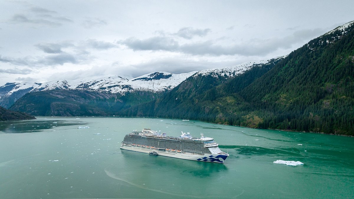 Visual of boat in Alaska setting
