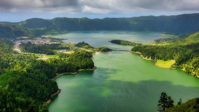 Scenic view of Lagoa do 7 cidades and Furnas village in São Miguel, Azores, Portugal 