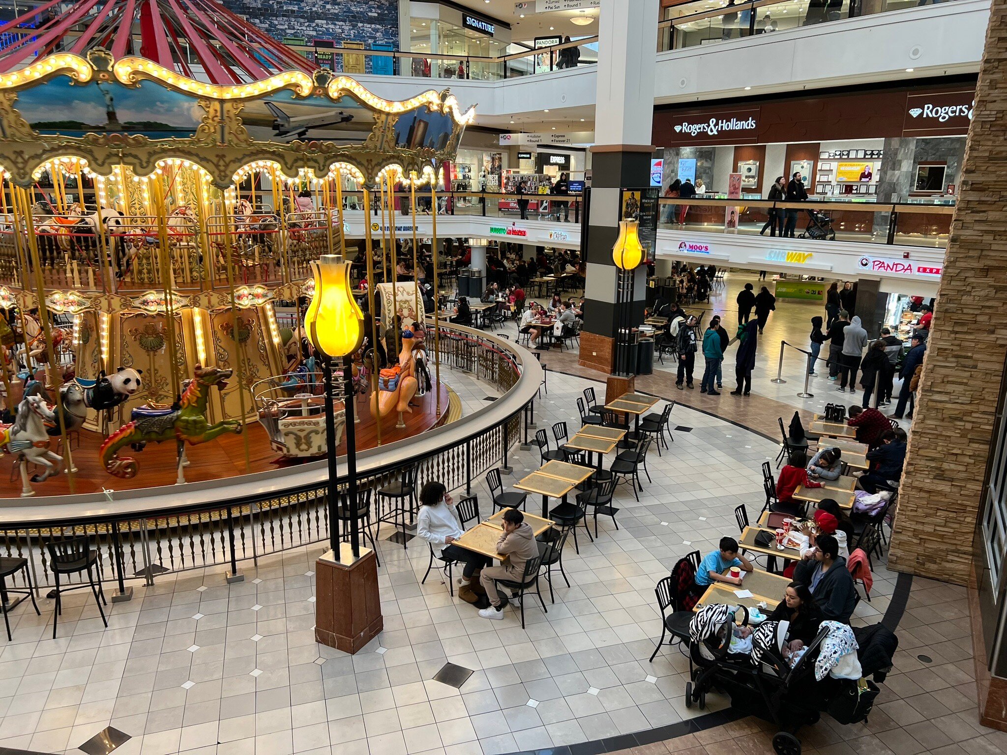 Pandora in deals fox valley mall