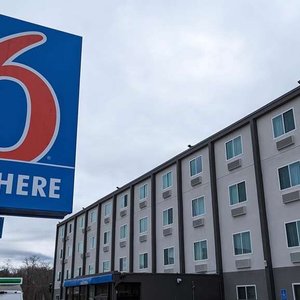 Motel Framington MA West Boston Exterior