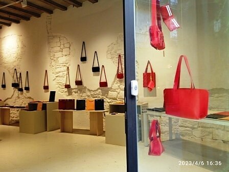 5 Best Outlet Shops in Barcelona - Barcelona's Most Popular Outlet Shops –  Go Guides