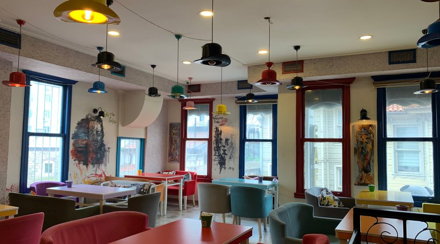 Valens Cafe & Restaurant