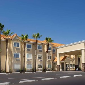 THE 10 BEST South Padre Island Hotels with Balconies 2023 (with Prices ...