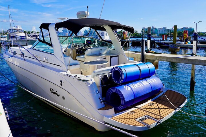 2024 Miami Private Boat Rental In Miami With Experienced Captain   Caption 