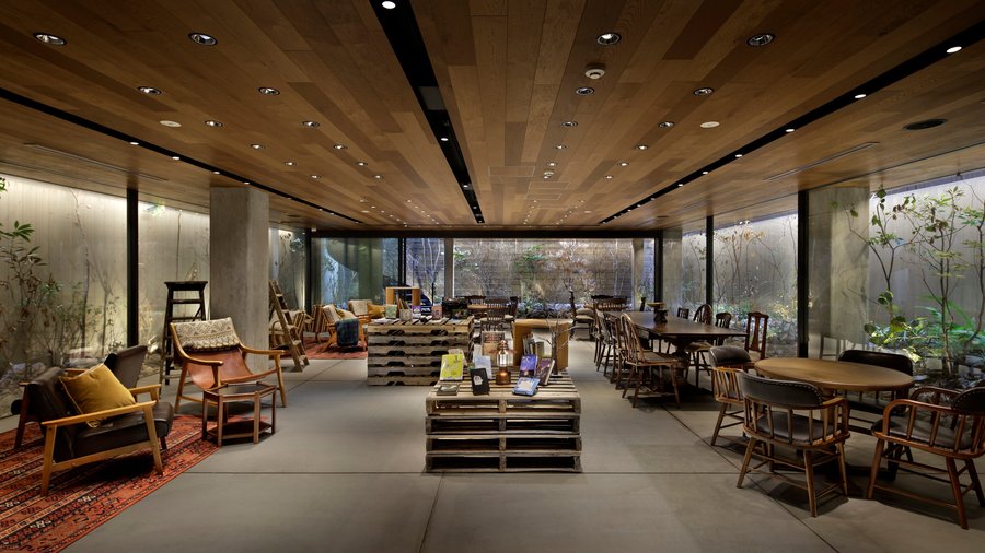 Piece Hostel Sanjo WEST lobby2