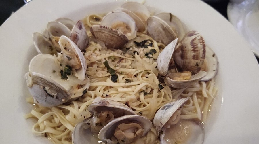 Daniella's Seafood And Pasta House