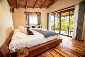Room & Suite