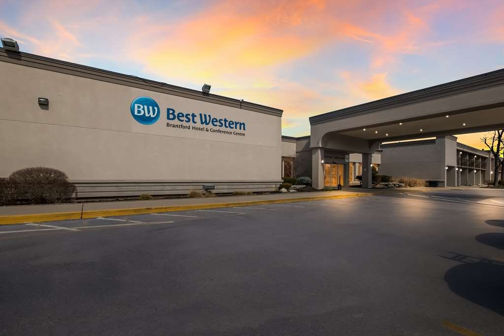 BEST WESTERN BRANTFORD HOTEL AND CONFERENCE CENTRE $95 ($̶1̶3̶2̶ ...