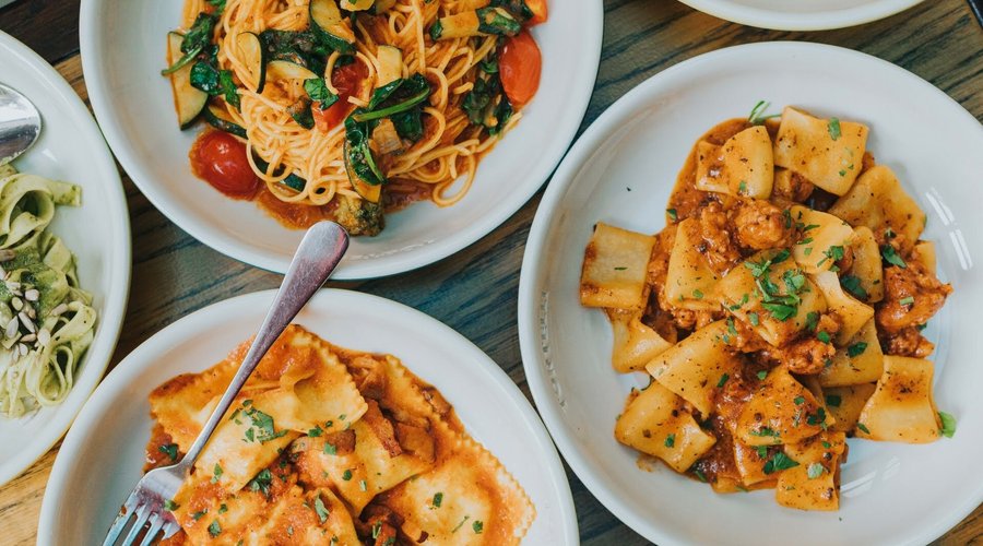 Only fresh pasta, made in hose. 