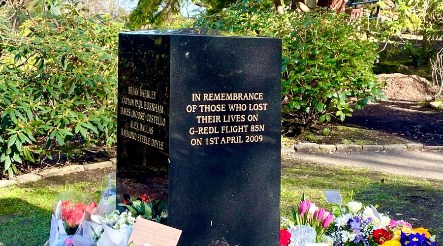 In this beautiful tranquil area is the Expro memorial to remember the 16 men who tragically lost their lives in the Super Puma helicopter crash on 01/04/09. Most were offshore oil-workers returning from B.P.’s Miller platform in the North Sea.  R.I.P. 🕊️