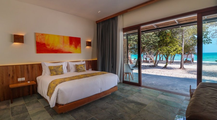 Deluxe Double Sea View Room