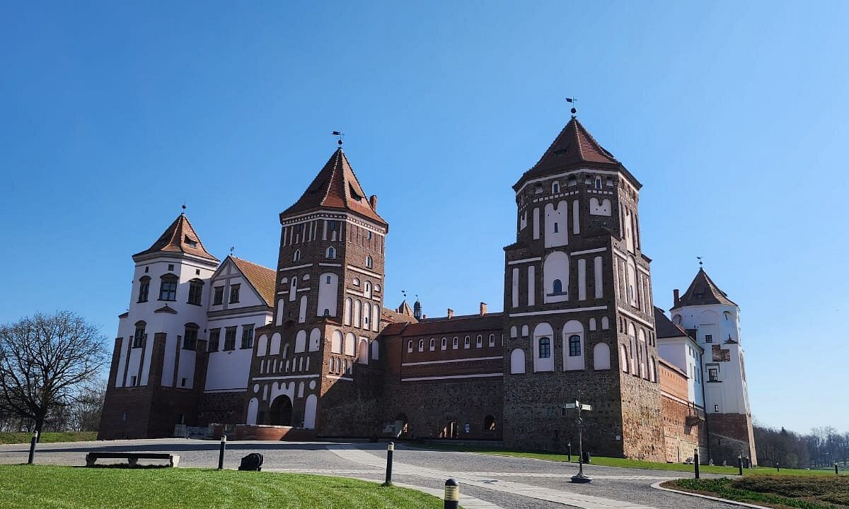 Мирский замок и Несвижский дворец