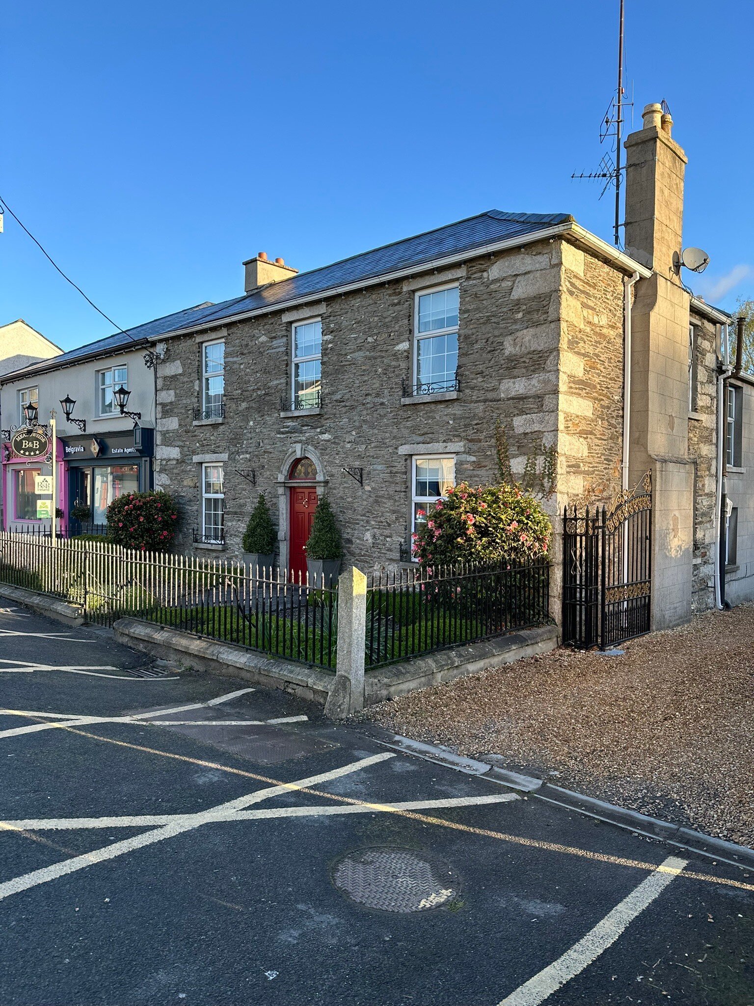 MEADOWSIDE B&B - Updated 2024 Prices & Reviews (Bunclody, Ireland)