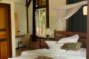 Room & Suite