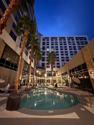 RENAISSANCE LAS VEGAS HOTEL $152 ($̶2̶9̶4̶) - Updated 2023 Prices ...