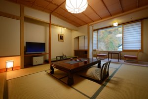 Room & Suite