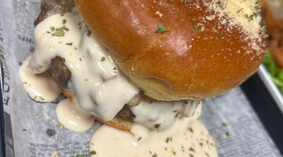 Alfredo Burger