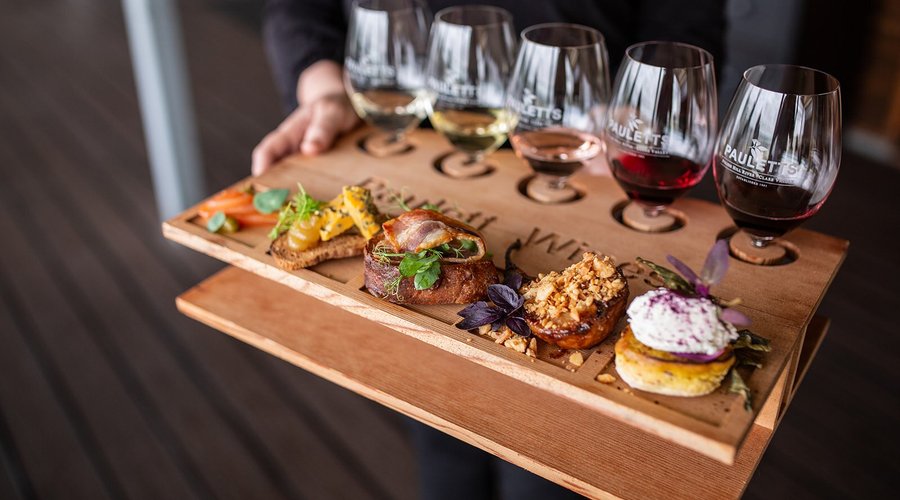 Paulett Wines & Bush DeVine Winery Restaurant.