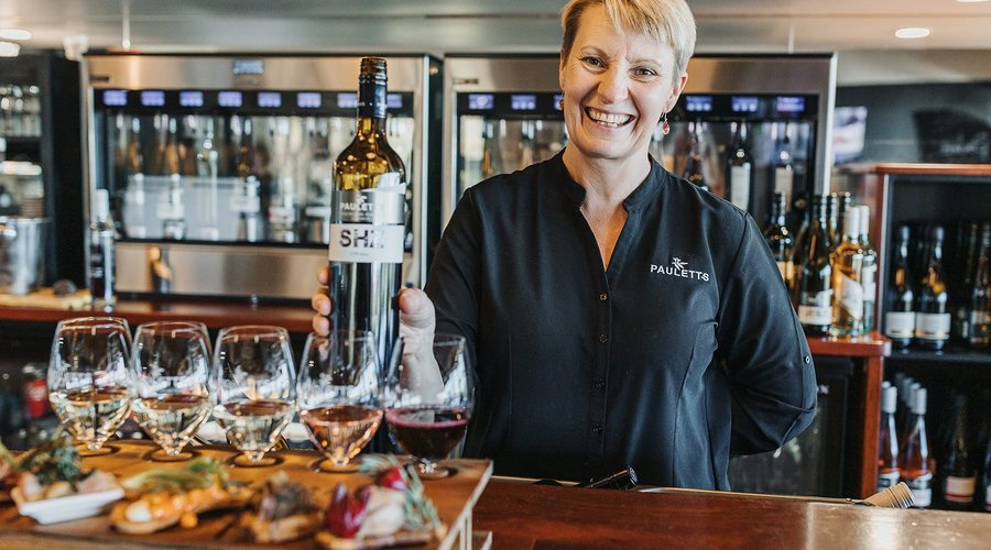 Paulett Wines & Bush DeVine Winery Restaurant