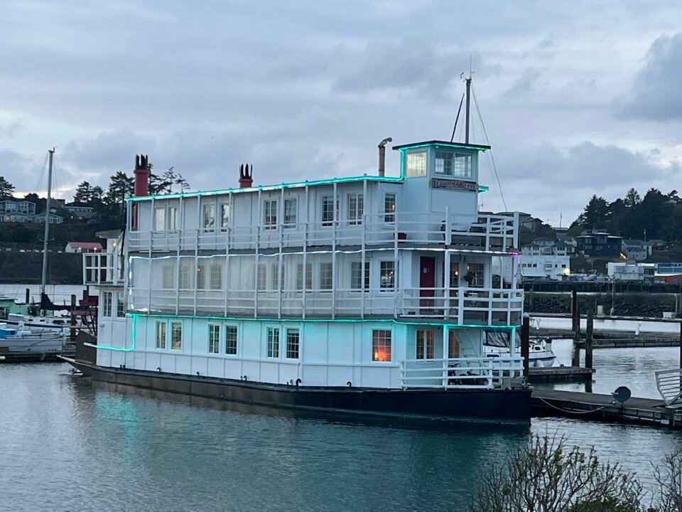 THE NEWPORT BELLE RIVERBOAT BED & BREAKFAST - Updated 2023 Prices & B&B ...