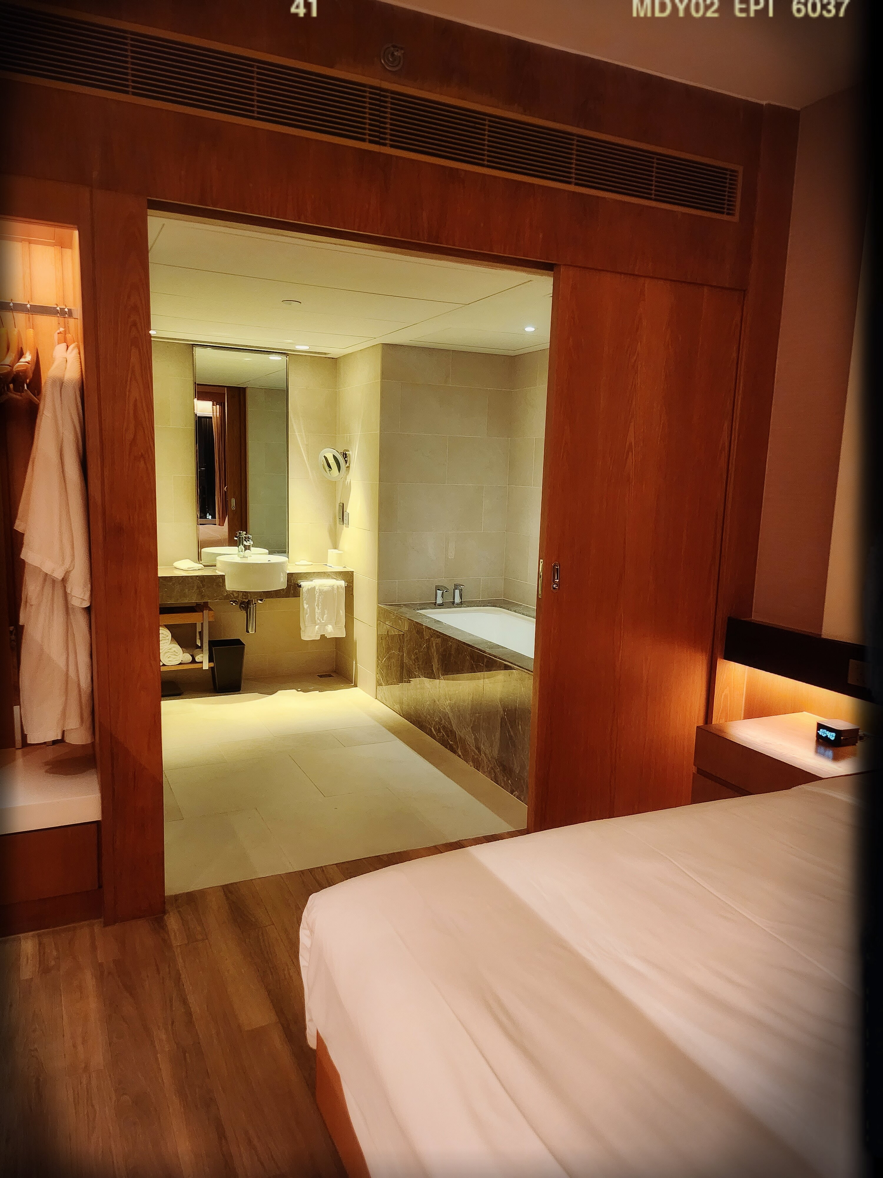 RENAISSANCE HONG KONG HARBOUR VIEW HOTEL - Updated 2023 Prices & Reviews