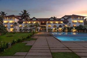 Estuary Sarovar Portico in Poovar