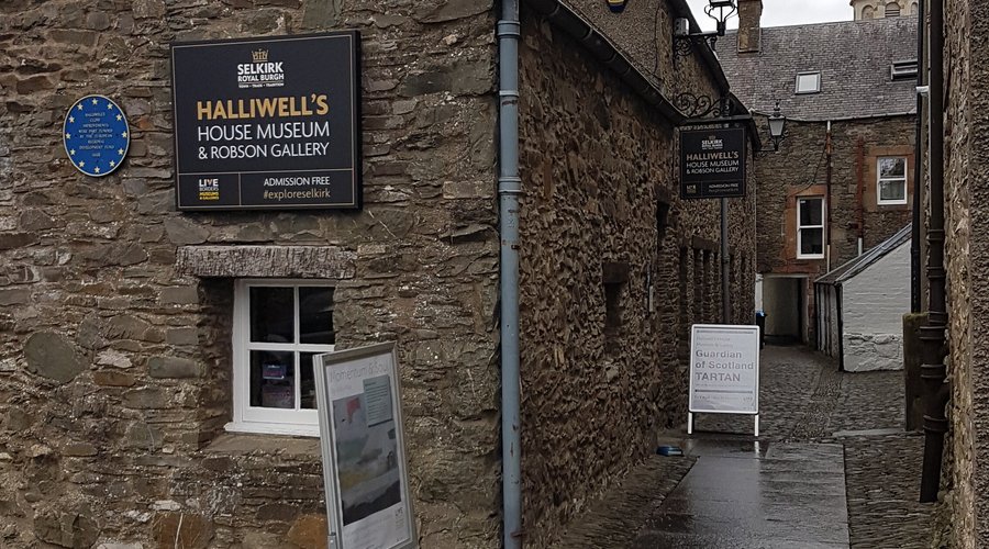 Entrance to Museum from the Halliwells carpark