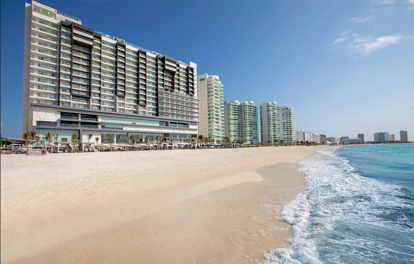 ROYALTON CHIC CANCUN, AN AUTOGRAPH COLLECTION ALLINCLUSIVE RESORT