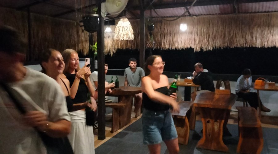 Dancing and Jamming 