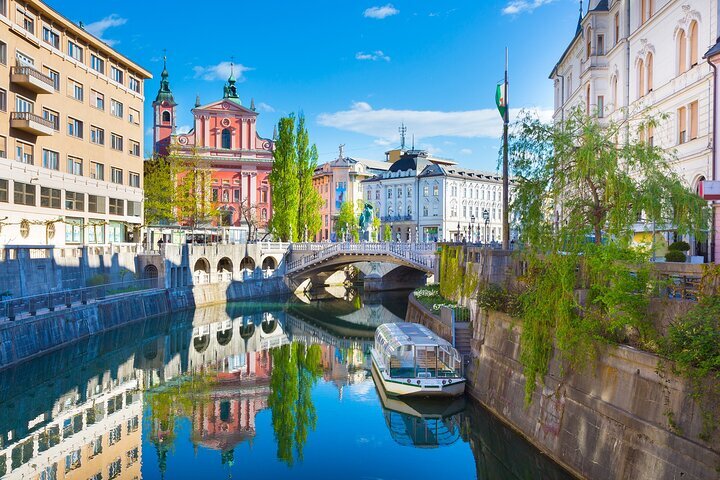 Ljubljana Bootsfahrt Und Rundgang Zur Verfügung Gestellt Von ...