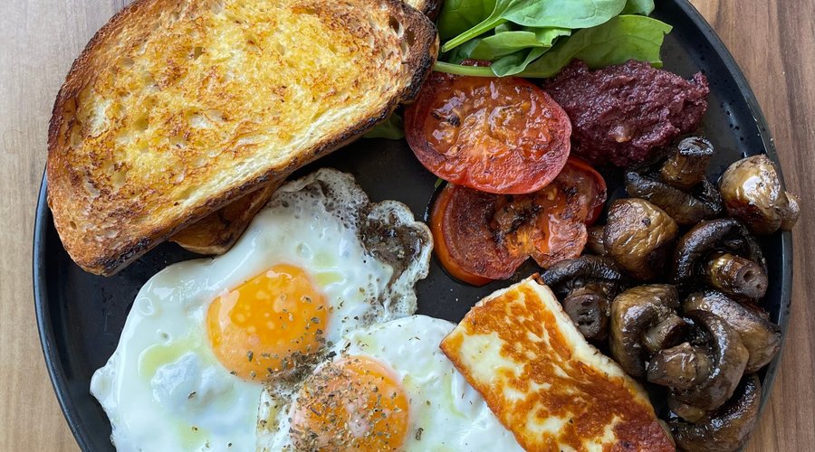 The famous Greek Breakky 