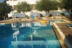 Pool & Beach
