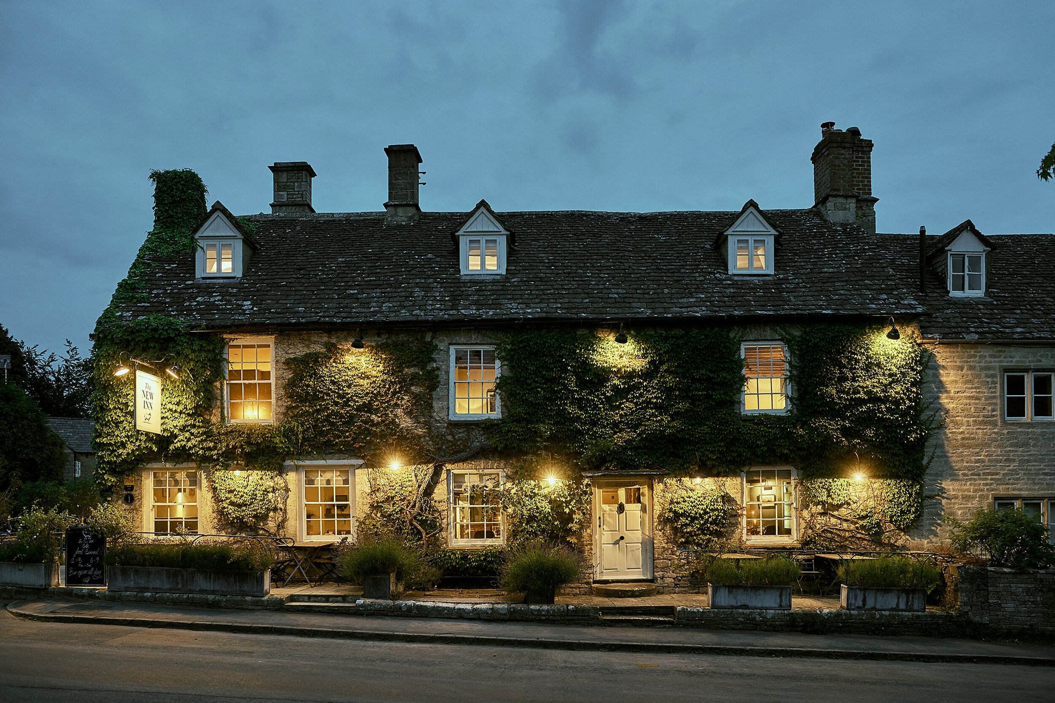 The New Inn by null