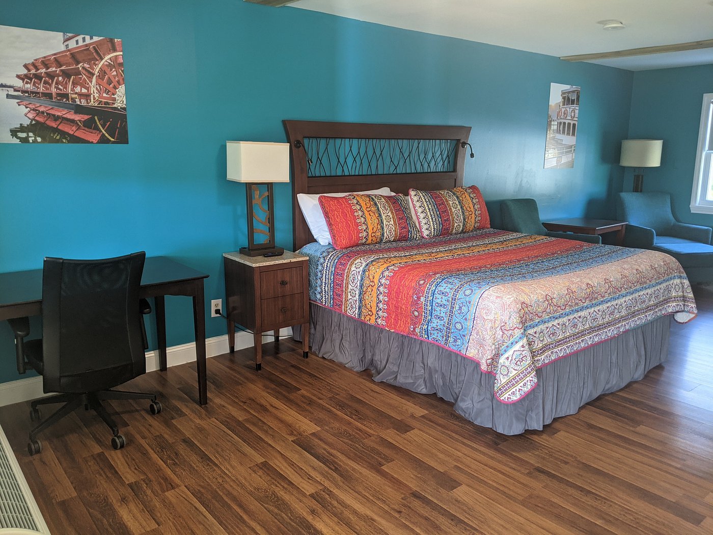 riverboat inn and suites madison in reviews