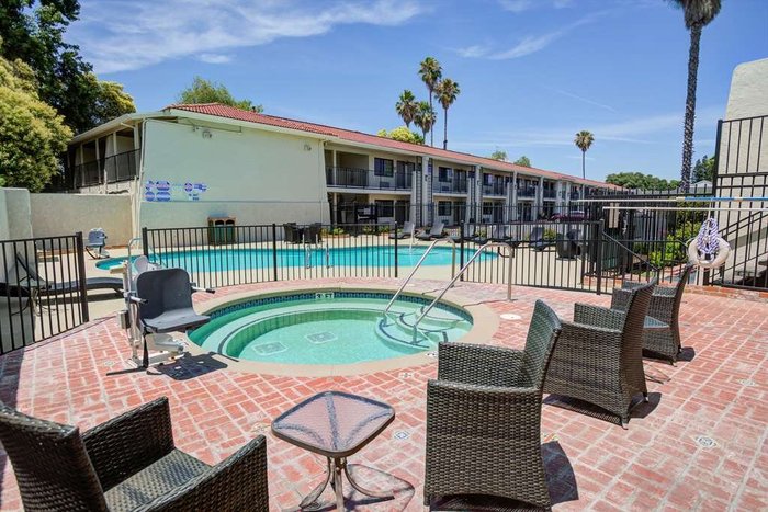 BEST WESTERN SANDMAN HOTEL $103 ($̶1̶2̶9̶) - Updated 2023 Prices ...