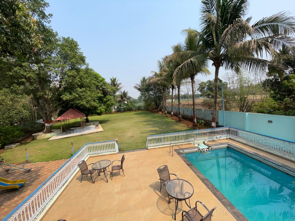 Geeta Bhawan Villa Pool Pictures & Reviews - Tripadvisor