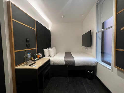 THE Z HOTEL TRAFALGAR - Updated 2023 Reviews (London)