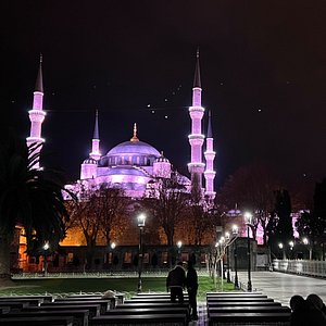 ISTANBUL 2021 - Walking in Zorlu Center in Beşiktaş (4K) 