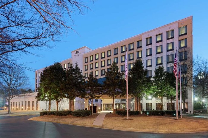 DOUBLETREE BY HILTON HOTEL ATLANTA AIRPORT - Updated 2023 Prices ...