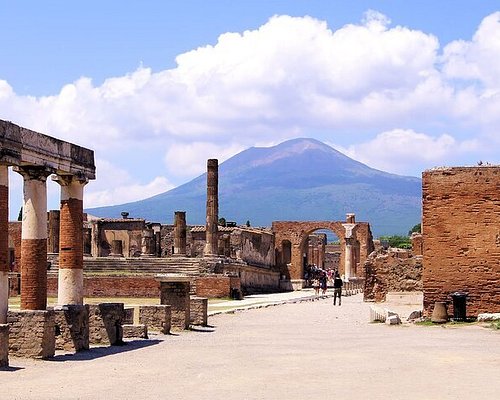guided tours for pompeii