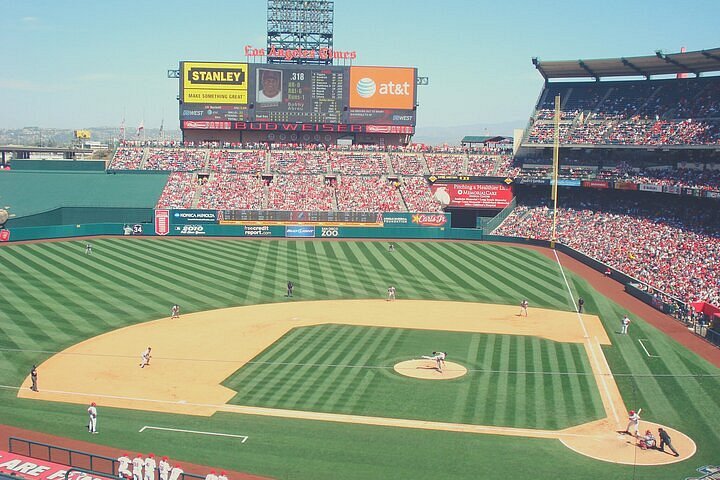 Angel Stadium of Anaheim Review - Los Angeles Angels - Ballpark Ratings