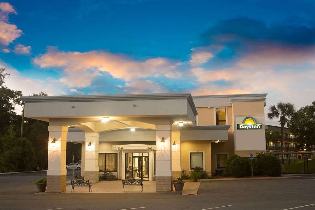 DAYS INN BY WYNDHAM VALDOSTA/NEAR VALDOSTA MALL 53 (̶8̶6̶) Prices