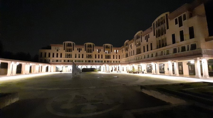 meridiana e resti romani