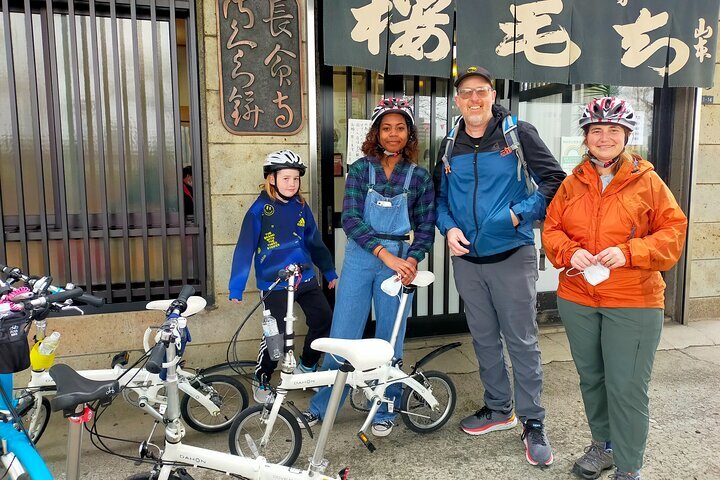 2023 Tokyo downtown bicycle tour Tokyo Backstreets Bike Tour