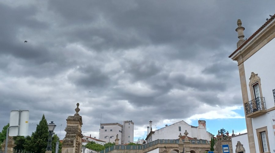 Ponte que liga os 2 jardins