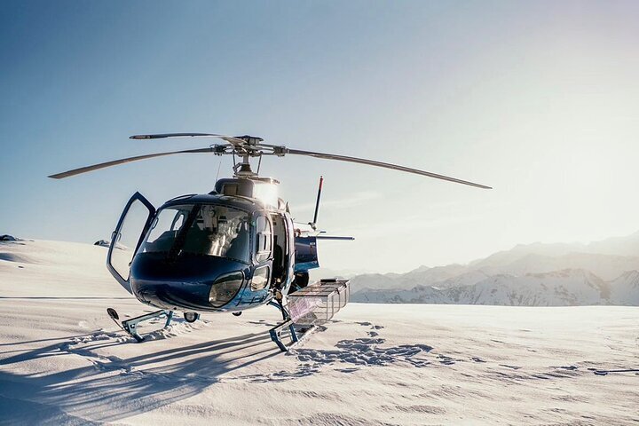 2024 Helicopter Spectacle Over The Matterhorn From Verbier   Caption 