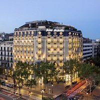Sunset at Passeig de Gràcia - Majestic Hotel & Spa Barcelona 5* GL