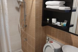 Room & Suite